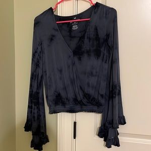 AEO Soft and Sexy bell sleeved long sleeve v-neck
